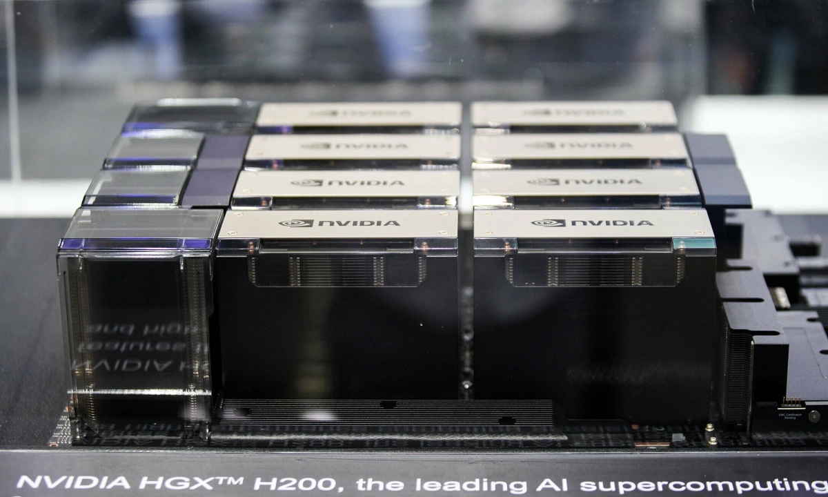 Nvidia đầu tư 500 tỷ USD sản xuất máy chủ AI tại Mỹ trong 4 năm tới